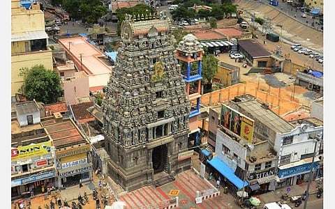 சேலத்தின் புகழ்மிக்க கோட்டை மாரியம்மன் கோயில்