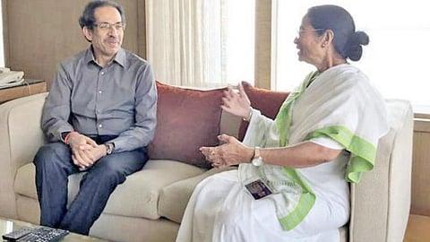 சிவசேனா தலைவர் உத்தவ் தாக்கரே, திரிணமூல் காங்கிரஸ் தலைவர் மம்தா பானர்ஜி : கோப்புப்படம்