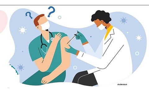 மருத்துவப் பணியாளர்கள் தடுப்பூசிக்குத் தயங்குவது சரியா?