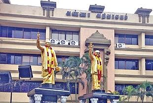 187 தொகுதிகளில் உதயசூரியன் சின்னம்; கூட்டணி கட்சிகளின் நெருக்கடியை தவிர்க்க அதிக இடங்களில் திமுக போட்டி