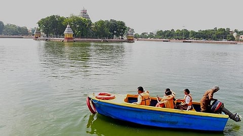 தொடர்ந்து 103 நாட்களாக நிரம்பி காணப்படும் மதுரை தெப்பக்குளம்: 40 ஆண்டுகளில் இதுவே முதல் முறை; உள்ளூர் மக்கள் மகிழ்ச்சி
