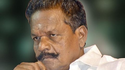 சிவகங்கையில் அமைச்சர் ஜி.பாஸ்கரன் உட்பட அதிமுகவில் கடந்த முறை போட்டியிட்ட 3 பேருக்கும் சீட் மறுப்பு
