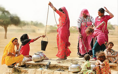 பேசப்படாத பிரச்சினை: காலநிலை மாற்றமும் பெண்களும்