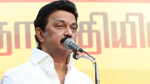 திமுக ஆட்சி பொறுப்பேற்ற 100 நாளில் 1 கோடி குடும்பங்களின் பிரச்சினைகள் தீர்க்கப்பட்டிருக்கும்: ஸ்டாலின் பேச்சு 