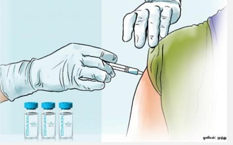 கரோனா தடுப்பூசி போட்டுக் கொண்டவர்கள் ரத்த தானம் செய்யலாமா?- சுகாதாரத் துறை விளக்கம்