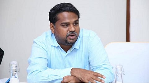 ரயில்வே திட்டங்களில் தமிழகத்தை புறக்கணிக்கும் மத்திய அரசு: மக்களவையில் திமுக எம்.பி செந்தில்குமார் புகார்