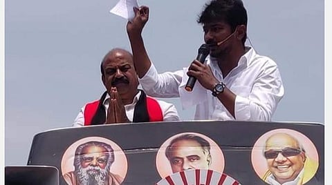 ஆம்பூர் புறவழிச்சாலையில் திமுக வேட்பாளர் வில்வநாதனை ஆதரித்து உதயநிதி ஸ்டாலின் தேர்தல் பிரச்சாரம் மேற்கொண்டார்.