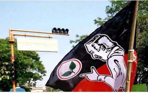 வேலூர் சட்டப்பேரவை தொகுதியில் அமமுகவை வளைக்கும் அதிமுக: முதலியார் வாக்குகள் சிதறாமல் இருக்க நடவடிக்கை