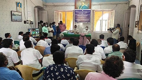 ராமநாதபுரம் தொகுதியில் தேர்தல் நடத்தும் அலுவலர் என்.ஓ.சுகபுத்ரா முன்னிலையில் நடைபெற்ற வேட்புமனு பரிசீலனை.