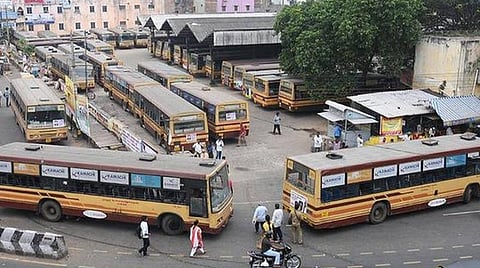 அதிமுக, திமுக தேர்தல் வாக்குறுதியில் கூறியுள்ளபடி பெண் பயணிகளுக்கான சலுகையால் போக்குவரத்துக் கழகம் மேம்படும்: துறை வல்லுநர்கள் நம்பிக்கை