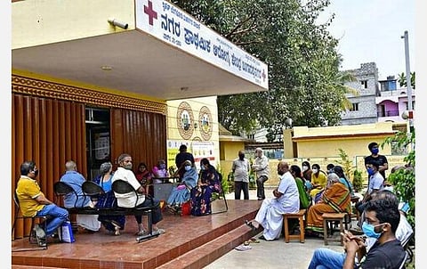 கர்நாடகாவில் கரோனா 2-வது அலை; விதிகளை பின்பற்றாவிடில் மீண்டும் ஊரடங்கு அமல்: சுகாதார அமைச்சர் சுதாகர் எச்சரிக்கை