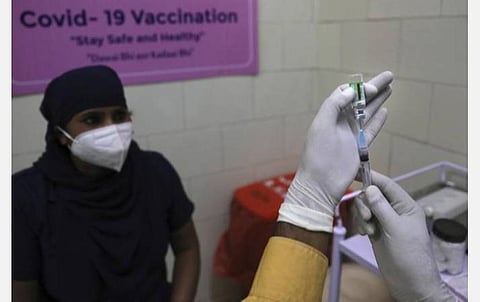 கரோனா தடுப்பூசி போட விரும்புவோர் எளிதில் அணுக மையங்களின் முகவரி இணையத்தில் வெளியீடு: சென்னை மாநகராட்சி நடவடிக்கை