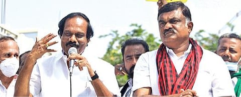 தொண்டாமுத்தூரில் திண்டுக்கல் லியோனி பிரச்சாரம்