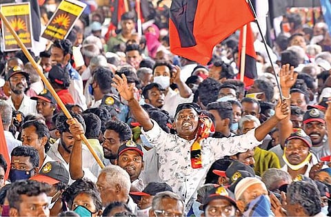 புதுவையில் கூட்டணி இருந்தும் இல்லாத நிலை: 13 தொகுதிகளிலும் தனித்தே களம் காணும் திமுக