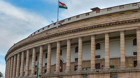 மதுரை எய்ம்ஸ் நிர்வாக குழுவுக்கு 2 எம்.பி.க்கள்- மாணிக்கம் தாகூர், ரவீந்திரநாத் போட்டியின்றி தேர்வு