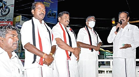 திமுக மீதான கோபத்தை கொட்டித் தீர்த்த முல்லைவேந்தன் 