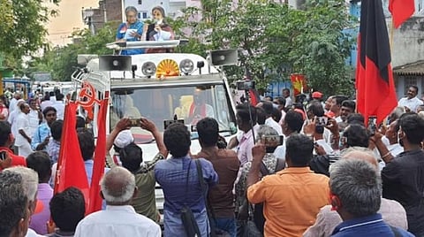 மக்கள் பாதிக்கப்படும்போது வராத அதிமுக தோற்கடிக்கப்பட வேண்டும்: பிருந்தா காரத் பேச்சு