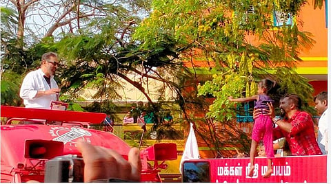 எங்களைப் பயன்படுத்தத் தவறினால் ஊழல் சாக்கடையில் மாட்டுவீர்கள்: கமல் பிரச்சாரம்