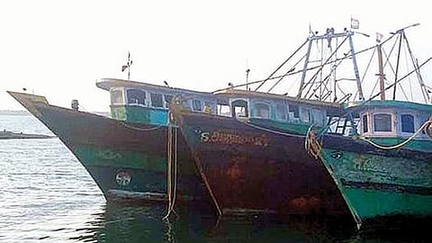 அரசுடமையாக்கப்பட்ட தமிழக மீனவர்களின் படகுகள். (கோப்புப் படம்)