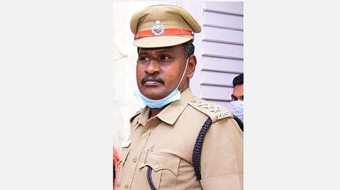 சஸ்பெண்ட் செய்யப்பட்ட திருப்பத்தூர் டிஎஸ்பி தங்கவேல்.