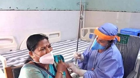 கோவிட் தடுப்பூசி செலுத்திக் கொண்டோர் எண்ணிக்கை 7.5 கோடியை கடந்தது