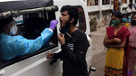 செங்கை மாவட்டத்தில் வேகமெடுக்கும் கரோனா தொற்று: கட்டுப்பாடுகள் விதித்து நடவடிக்கை எடுக்க வலியுறுத்தல்