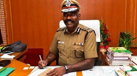 உணவக உரிமையாளரிடம் வருத்தம் தெரிவித்த கோவை  காவல் ஆணையர் 
