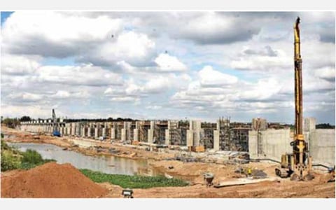 முக்கொம்பு கொள்ளிடத்தில் மேலணை கட்டும் பணி 80 சதவீதம் நிறைவு; ஜூலையில் பயன்பாட்டுக்கு வர வாய்ப்பு: பொதுப்பணித் துறையினர் தகவல்