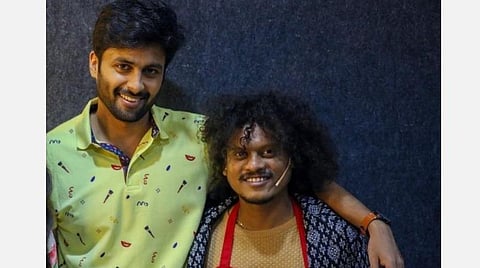 நாயகனாகும் 'குக் வித் கோமாளி' அஸ்வின்: காமெடியனாக புகழ் ஒப்பந்தம்