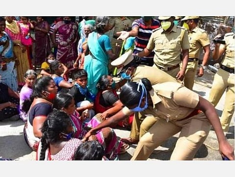 டாஸ்மாக் கடைகளால் பாதிக்கப்படும் பொதுமக்கள் எதிர்த்துப் போராட உரிமை உண்டு: வழக்கை ரத்து செய்தது உயர் நீதிமன்றம்