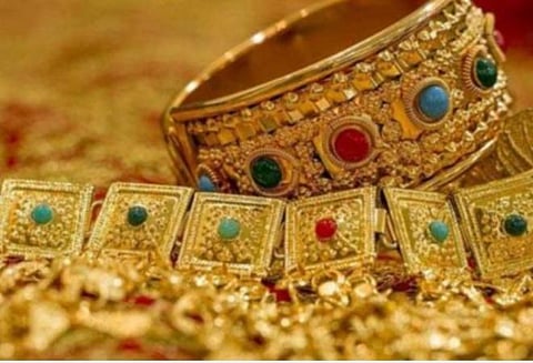புதுக்கோட்டை நிதி நிறுவனத்தில் அலுவலர்களே திருடிய 305 பவுன் நகைகள்: போலீஸ் விசாரணை