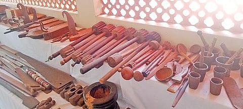 பாரம்பரிய வீட்டு உபயோகப் பொருட்கள்.