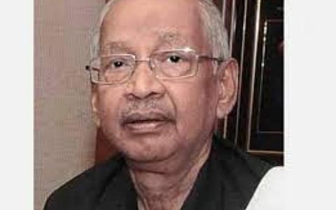 கரோனா சிகிச்சைக்கு மருத்துவமனை ஒப்படைப்பு; முதல்வர் நிவாரண நிதிக்கு ரூ.10 லட்சம்: திராவிடர் கழகத் தலைவர் கி.வீரமணி அறிவிப்பு