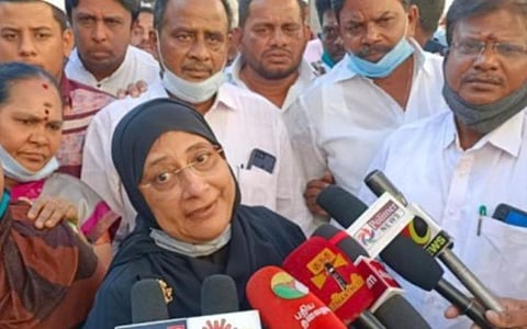அதிமுகவில் இருந்து நீக்கியதால் நான் கவலைப்படவில்லை: முன்னாள் அமைச்சர் நிலோபர் கபீல் பதில்