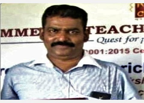 மாணவிகளுக்குப் பாலியல் தொல்லை: தனியார் பள்ளி ஆசிரியர் போக்சோ சட்டத்தில் கைது; சிறையில் அடைப்பு