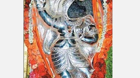 கும்ப ராசி அன்பர்களே! மனதில் துணிவு; எதிலும் கவனம்; நினைத்தது நிறைவேறும்; ஜூன் மாத பலன்கள்! 
