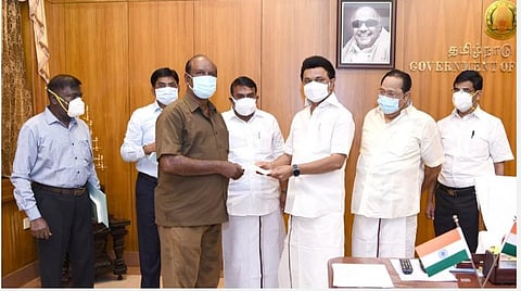 2,457 போக்குவரத்து ஊழியர்களுக்கு ரூ.497.32 கோடி ஓய்வூதிய நிலுவை: முதல்வர் ஸ்டாலின் வழங்கினார்