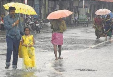 தென் மேற்குப் பருவமழை கேரளாவில் தொடங்கியது: இந்திய வானிலை ஆய்வு மையம் அறிவிப்பு