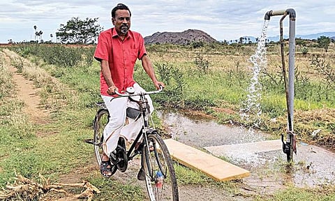 சர்வாதிகாரமாக நடக்கின்றன சமூக வலைதள நிறுவனங்கள்: ‘சோஹோ’ நிறுவனர் ஸ்ரீதர் வேம்பு சிறப்புப் பேட்டி