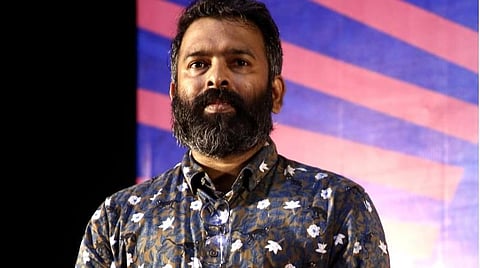 'ஜகமே தந்திரம்' படத்தில் புதிய முயற்சிகளுக்கு இடம்: சந்தோஷ் நாராயணன் மகிழ்ச்சி
