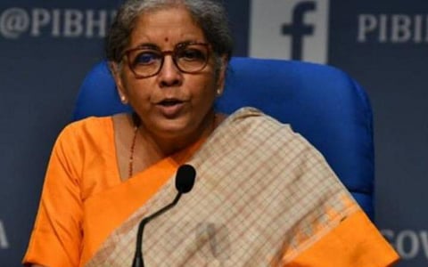 கருப்பு பூஞ்சை நோய்க்கான மருந்துகளுக்கு ஜிஎஸ்டியிலிருந்து விலக்கு; கரோனா தடுப்பூசிக்கு 5% ஜிஎஸ்டி தொடரும்: மத்திய அரசு