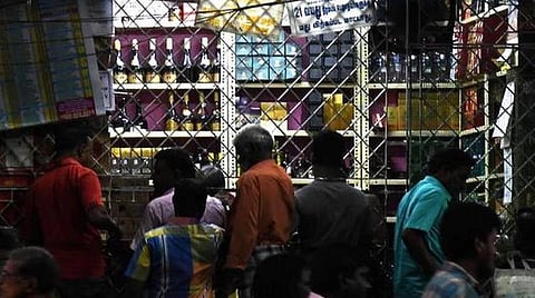 டாஸ்மாக் கடைகளை நிரந்தரமாக மூடக் கோரி தமிழகம் முழுவதும் பாஜக இன்று ஆர்ப்பாட்டம்