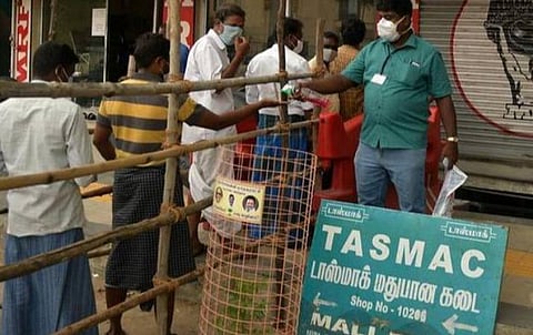 டாஸ்மாக் கடைகளில் 2 நாட்களில் ரூ.294 கோடிக்கு மது விற்பனை