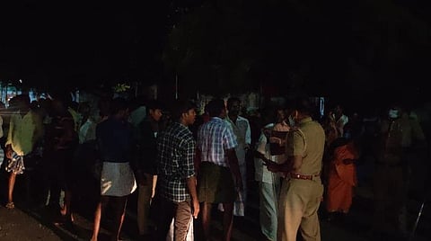 நெல்லையில் இரு தரப்பினரிடையே மோதல்.