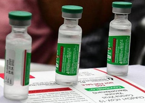 அறிவியல்பூர்வமான காரணங்களால் கோவிஷீல்டு டோஸ்களுக்கான இடைவெளி அதிகரிப்பு: சுகாதார அமைச்சகம்