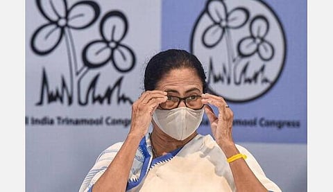 சுவேந்து அதிகாரியின் தேர்தல் வெற்றிக்கு எதிராக முதல்வர் மம்தா பானர்ஜி தாக்கல் செய்த மனு மீது ஜூன் 24-ல் விசாரணை