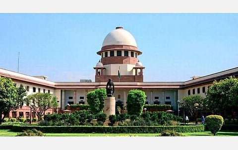 கரோனா தொற்றால் உயிரிழந்தோரின் குடும்பத்தினருக்கு ரூ.4 லட்சம் இழப்பீடு வழங்க முடியாது: உச்ச நீதிமன்றத்தில் மத்திய அரசு பதில்