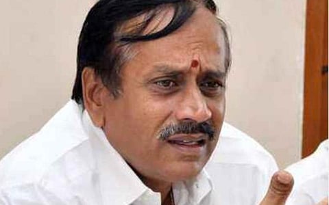 ஆன்மிகவாதியான அறநிலையத்துறை அமைச்சரை அதிகாரிகள் தவறாக வழிநடத்துகின்றனர்: ஹெச்.ராஜா பேட்டி