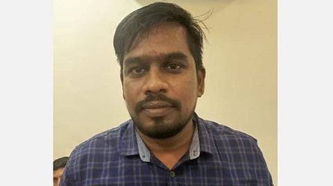 ரவுடி காக்கா தோப்பு பாலாஜியின் எலும்பு முறிவுக்கு சிகிச்சை: உயர் நீதிமன்றத்தில் தாயார் வழக்கு