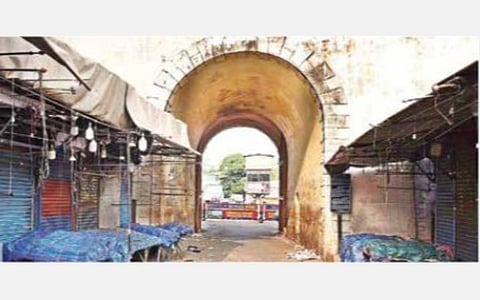 1801-ம் ஆண்டில் மருது சகோதரர்கள் வெளியிட்டதன் அடையாளமாக மலைக்கோட்டை, ஸ்ரீரங்கத்தில் ‘ஜம்புத்தீவு பிரகடன’ நினைவுச் சின்னம்: பாடத் திட்டத்தில் சேர்க்கவும் மத்திய, மாநில அரசுகளுக்கு வலியுறுத்தல்